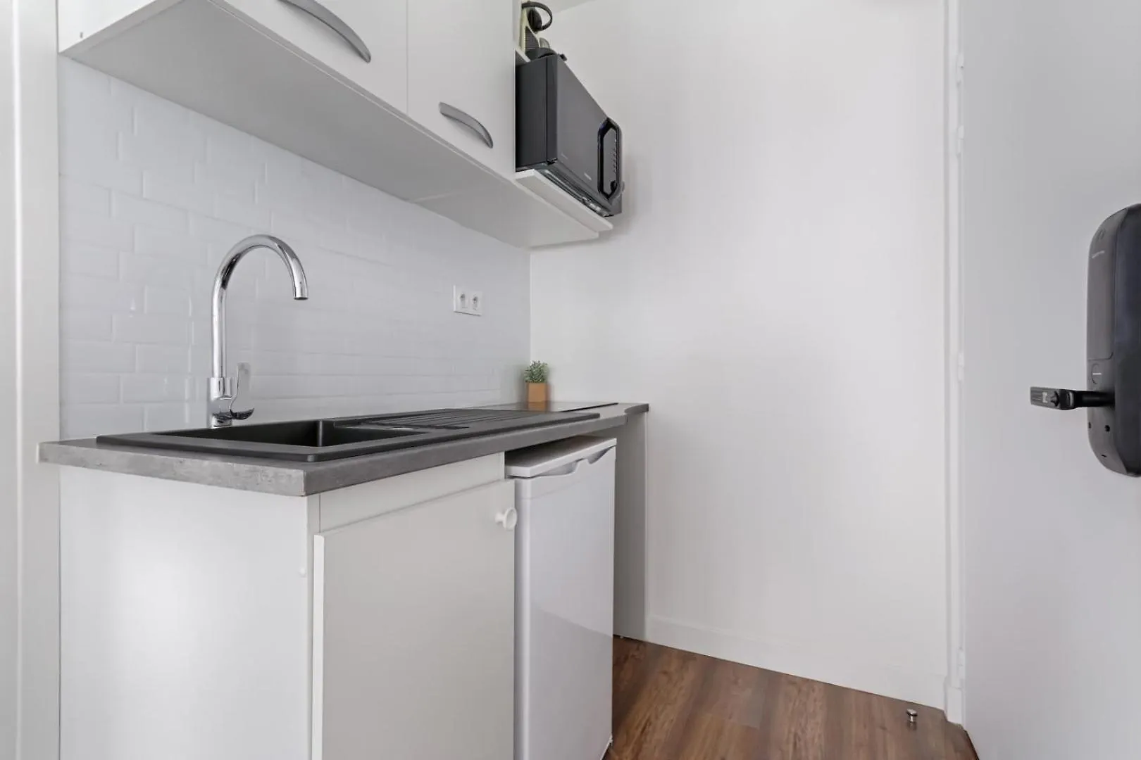 Tbs 310 - Elegant Studio Near Marais District Paris Apartment